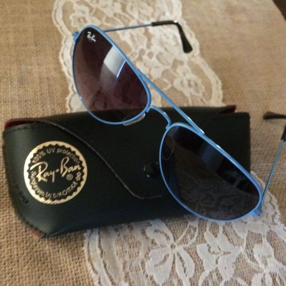 Ray Ban Aviator Sunglasses!!
